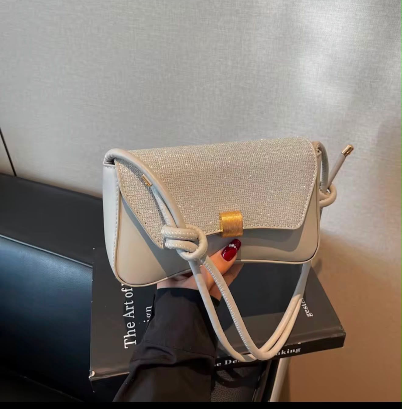 Handbag